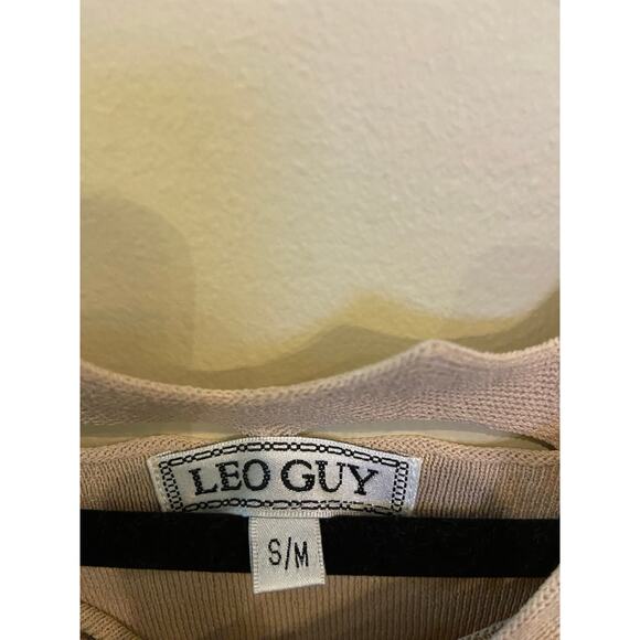 LEO GUY Vintage Womens Small Beige Knit Geometric Cut Out Shirt - Picture 2 of 5